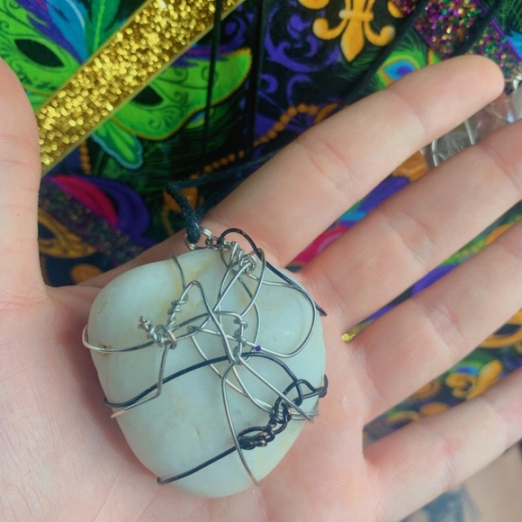 !Hand wrapped necklaces!  REAL geodes broken - Picture 4 of 6